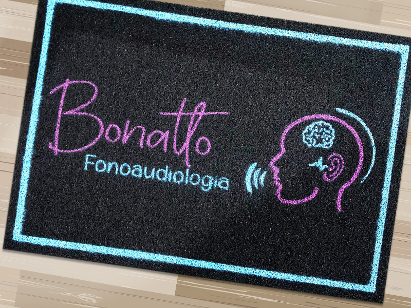 3 motivos por que os capachos sob medida são ideais para proteger seus pisos de madeira 